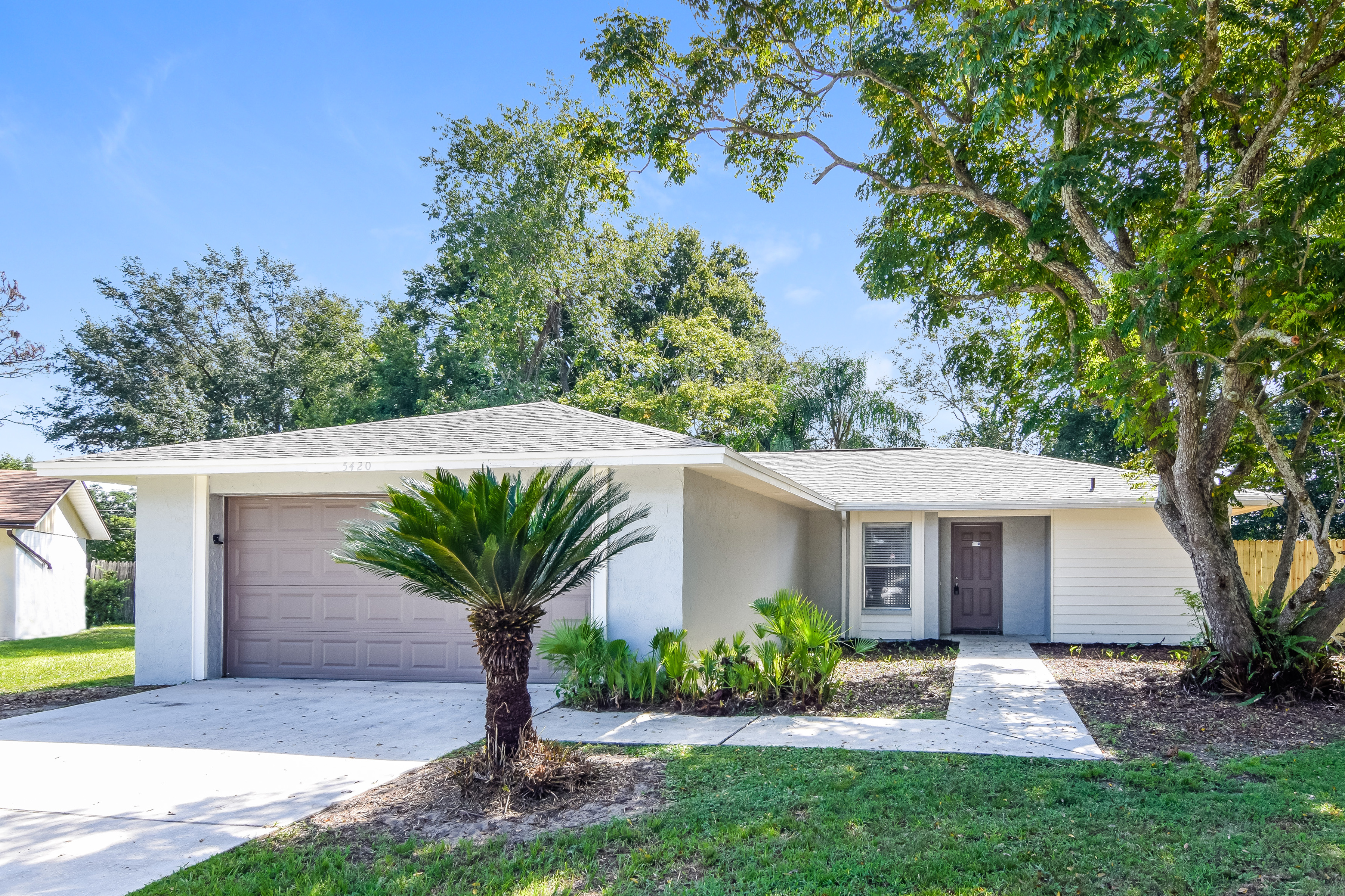 5420 SOUTHGROVE PL LAKELAND, FL 33812